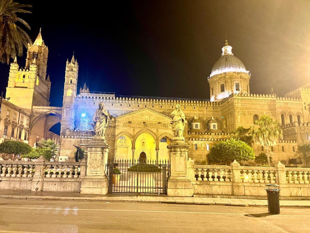 La Siciliana-Di Fronte La Cattedrale Villa Palermo Dış mekan fotoğraf